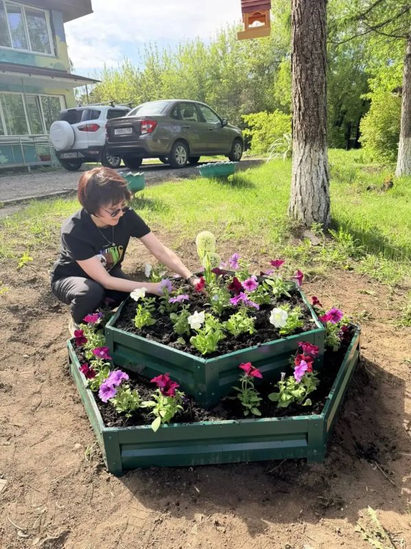 Коллектив УФК по Иркутской области в преддверии Международного Дня защиты детей традиционно оказал помощь и поддержку Иркутскому областному детскому хоспису Коллектив УФК по Иркутской области в преддверии Международного Дня защиты детей традиционно оказал помощь и поддержку Иркутскому областному детскому хоспису
