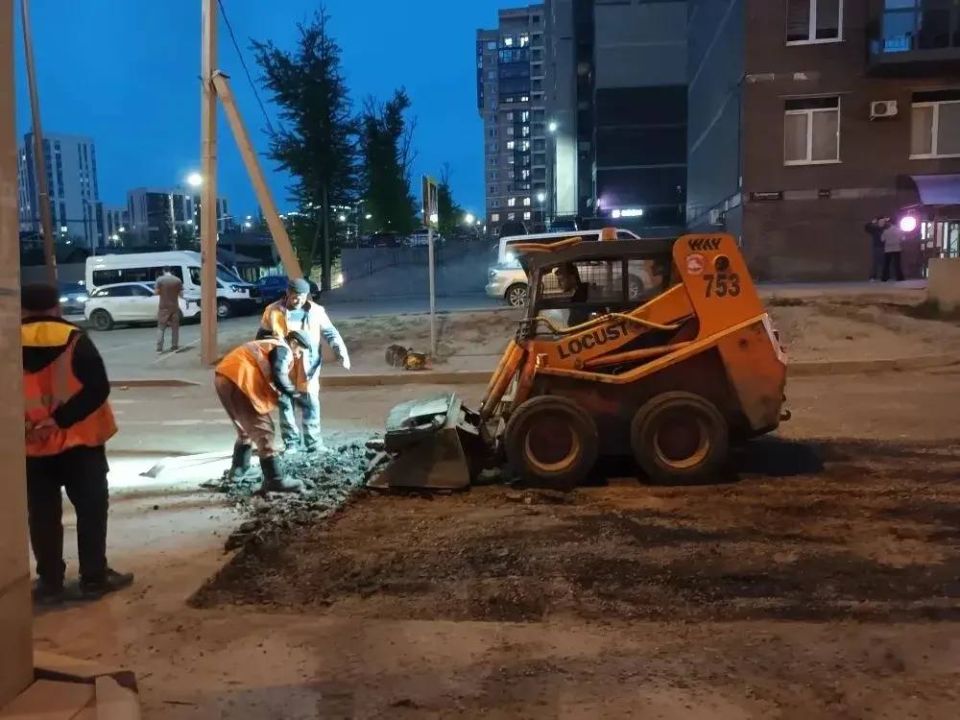 В Иркутске активно ремонтируют дороги В Иркутске активно ремонтируют дороги