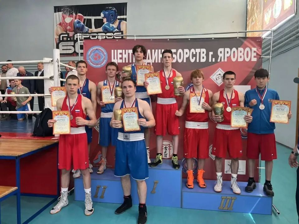 Спортсмены Приангарья завоевали 16 медалей на межрегиональных соревнованиях по боксу “II этап к XIII летней Спартакиаде учащихся России”, которые с 25 по 30 мая проходили в Яровом в Алтайском крае Спортсмены Приангарья завоевали 16 медалей на межрегиональных соревнованиях по боксу “II этап к XIII летней Спартакиаде учащихся России”, которые с 25 по 30 мая проходили в Яровом в Алтайском крае