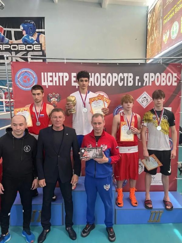 Спортсмены Приангарья завоевали 16 медалей на межрегиональных соревнованиях по боксу “II этап к XIII летней Спартакиаде учащихся России”, которые с 25 по 30 мая проходили в Яровом в Алтайском крае Спортсмены Приангарья завоевали 16 медалей на межрегиональных соревнованиях по боксу “II этап к XIII летней Спартакиаде учащихся России”, которые с 25 по 30 мая проходили в Яровом в Алтайском крае
