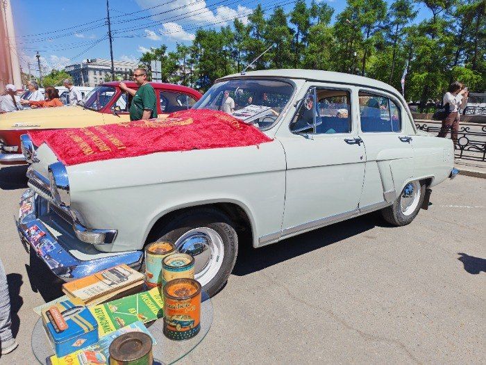 «На этой машине ездил еще мой дед» «На этой машине ездил еще мой дед»