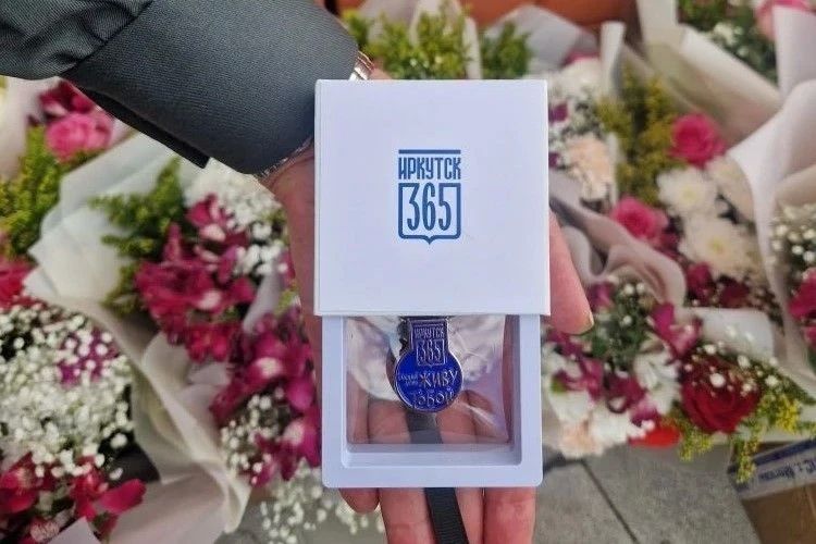 Губернатор: Иркутск, его историю, традиции, достижения и планы на будущее создают его жители-горожане Губернатор: Иркутск, его историю, традиции, достижения и планы на будущее создают его жители-горожане