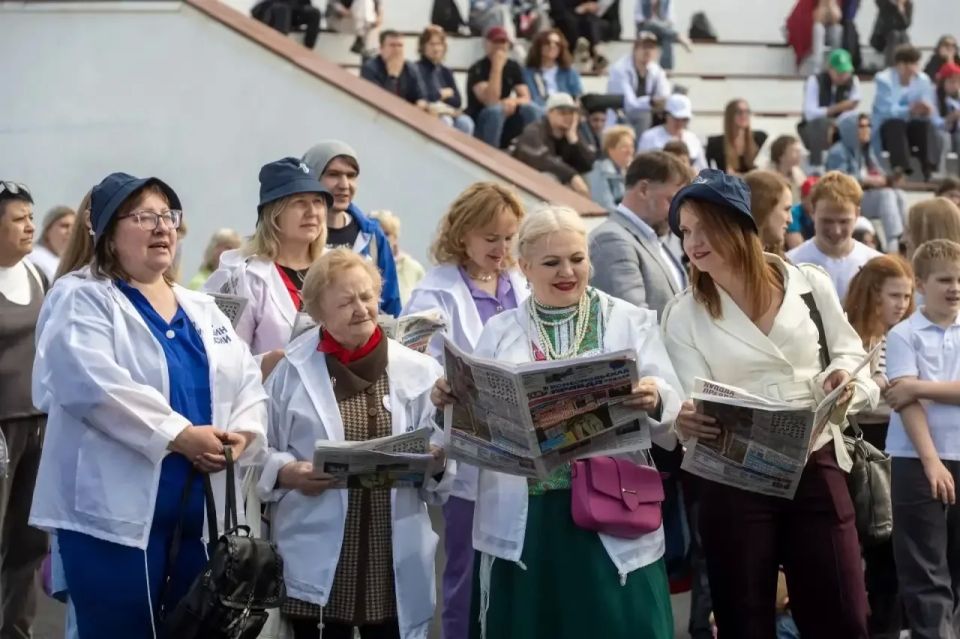 Более 100 тысяч жителей и гостей города приняли участие в праздновании 365-летия Иркутска Более 100 тысяч жителей и гостей города приняли участие в праздновании 365-летия Иркутска