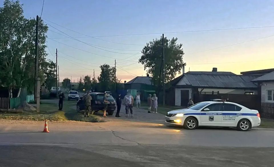 В Свирске 6-летняя велосипедистка доставлена в больницу в результате выезда на дорогу В Свирске 6-летняя велосипедистка доставлена в больницу в результате выезда на дорогу