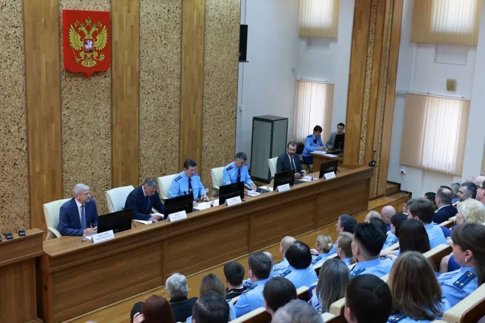Игорь Кобзев: Познакомился сегодня с новым прокурором Иркутской области Сергеем Владимировичем Паволиным Игорь Кобзев: Познакомился сегодня с новым прокурором Иркутской области Сергеем Владимировичем Паволиным