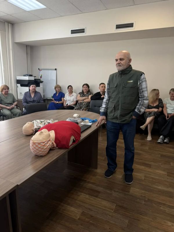 Сегодня для сотрудников министерства природных ресурсов и экологии Иркутской области было проведено практическое занятие по приемам оказания первой помощи