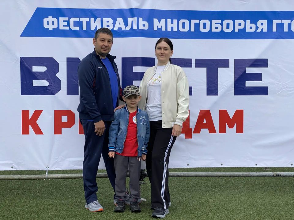 В Ангарске тысячи горожан объединил спортивный праздник В Ангарске тысячи горожан объединил спортивный праздник