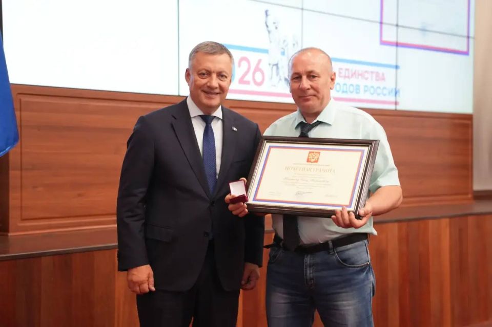 В Иркутской области вручены государственные награды в преддверии Дня России В Иркутской области вручены государственные награды в преддверии Дня России