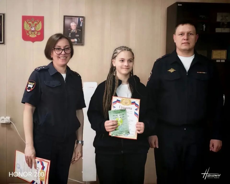 Автоинспекторы Усолья-Сибирского провели конкурс детского творчества, приуроченный к 90-летию Госавтоинспекции Автоинспекторы Усолья-Сибирского провели конкурс детского творчества, приуроченный к 90-летию Госавтоинспекции