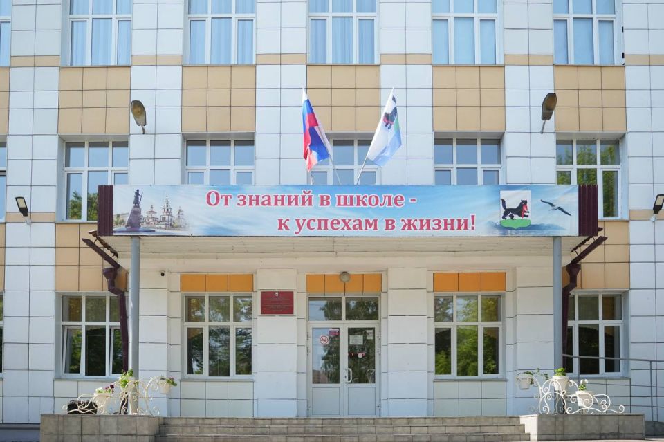 В Иркутске открыли мемориальную доску герою СВО Михаилу Макаревичу В Иркутске открыли мемориальную доску герою СВО Михаилу Макаревичу