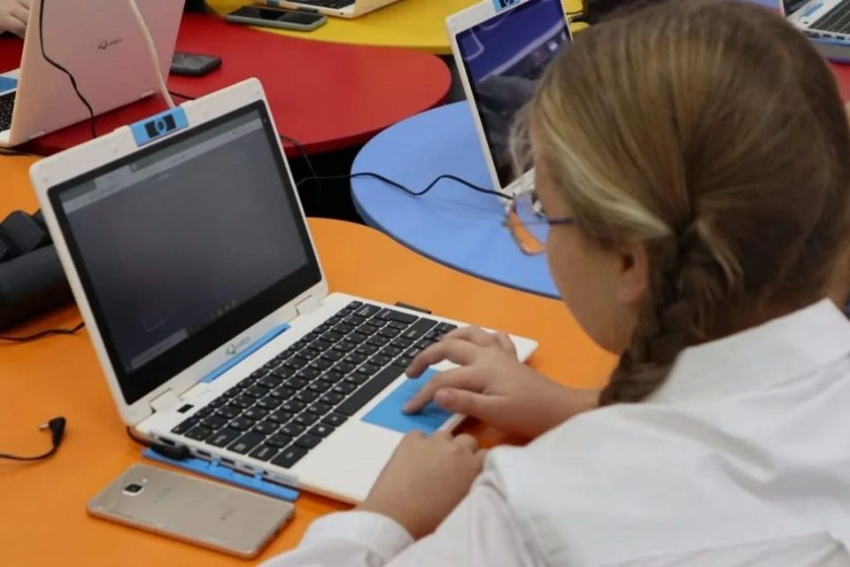 Школьники и студенты колледжей Приангарья могут попробовать свои силы в конкурсе «Медиакласс в ТАСС 5.0»