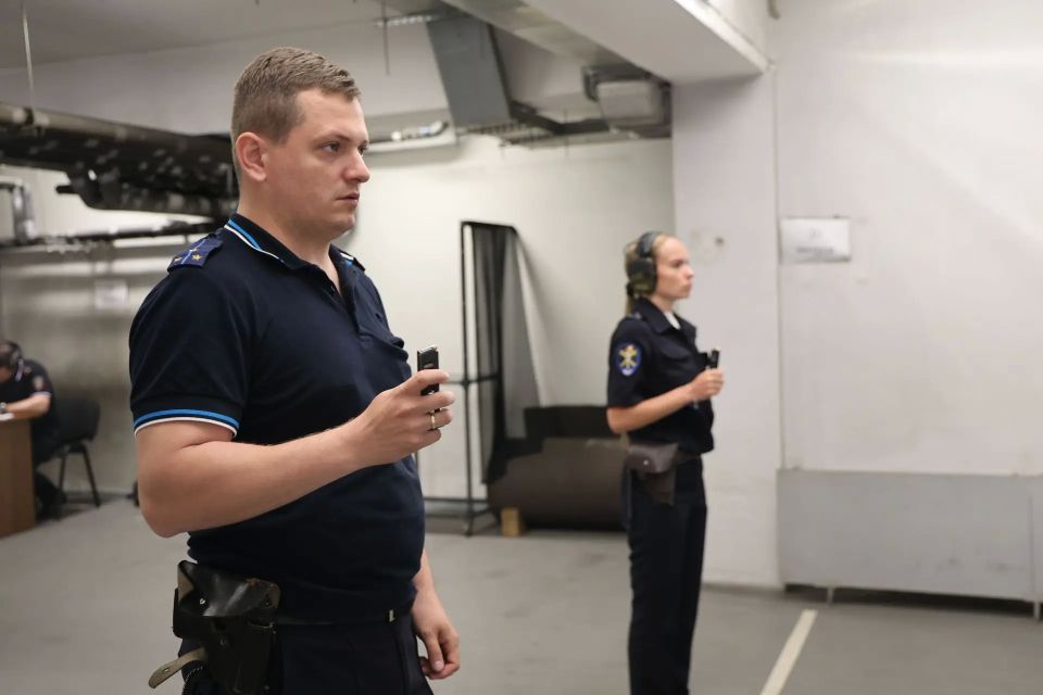 В Иркутске определили «Лучшего по профессии» среди следователей В Иркутске определили «Лучшего по профессии» среди следователей