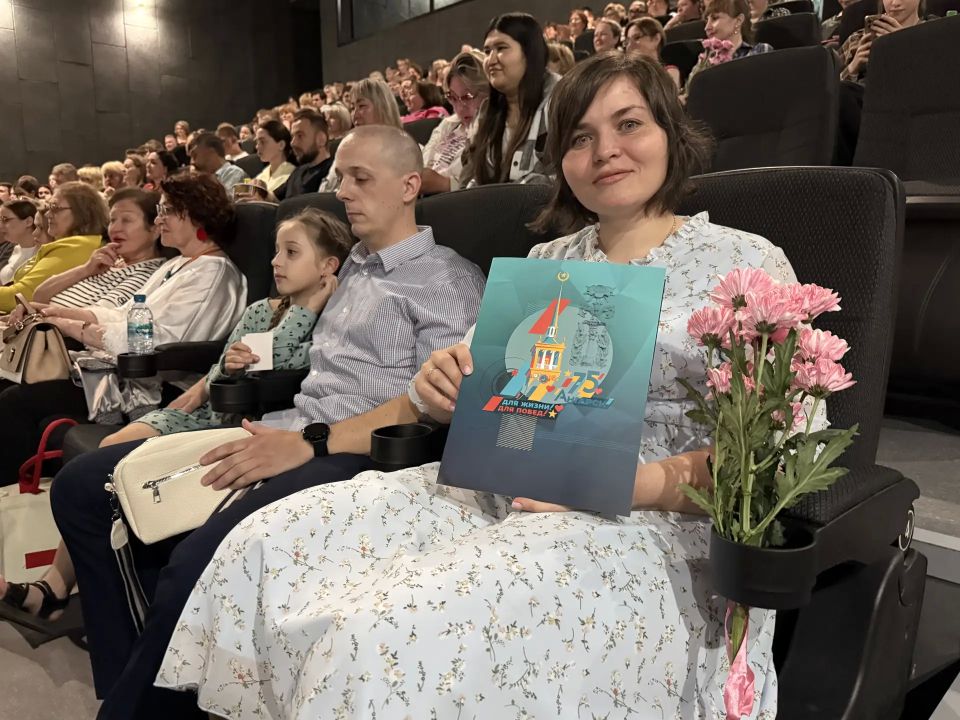 В Ангарском округе начали поздравлять медиков с профессиональным праздником В Ангарском округе начали поздравлять медиков с профессиональным праздником