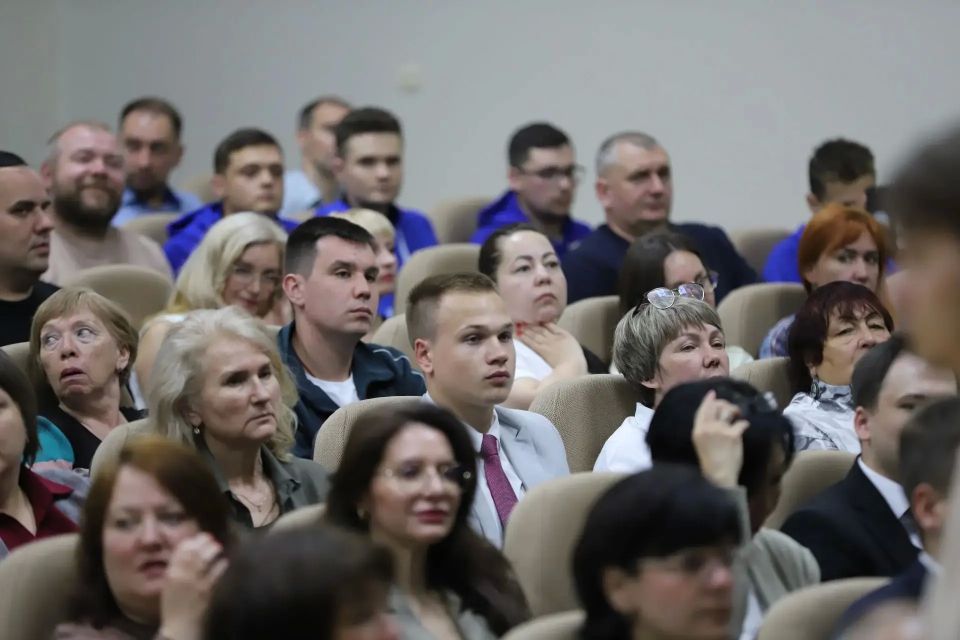 XVI конференция местного отделения партии «Единая Россия» состоялась в Иркутске XVI конференция местного отделения партии «Единая Россия» состоялась в Иркутске