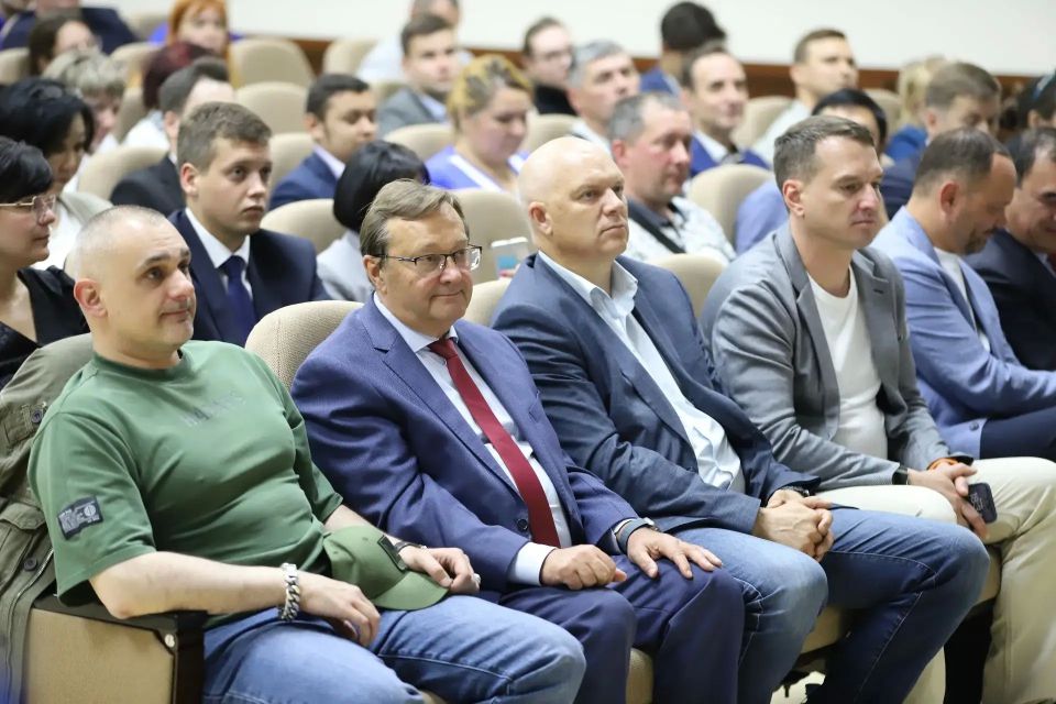 XVI конференция местного отделения партии «Единая Россия» состоялась в Иркутске XVI конференция местного отделения партии «Единая Россия» состоялась в Иркутске