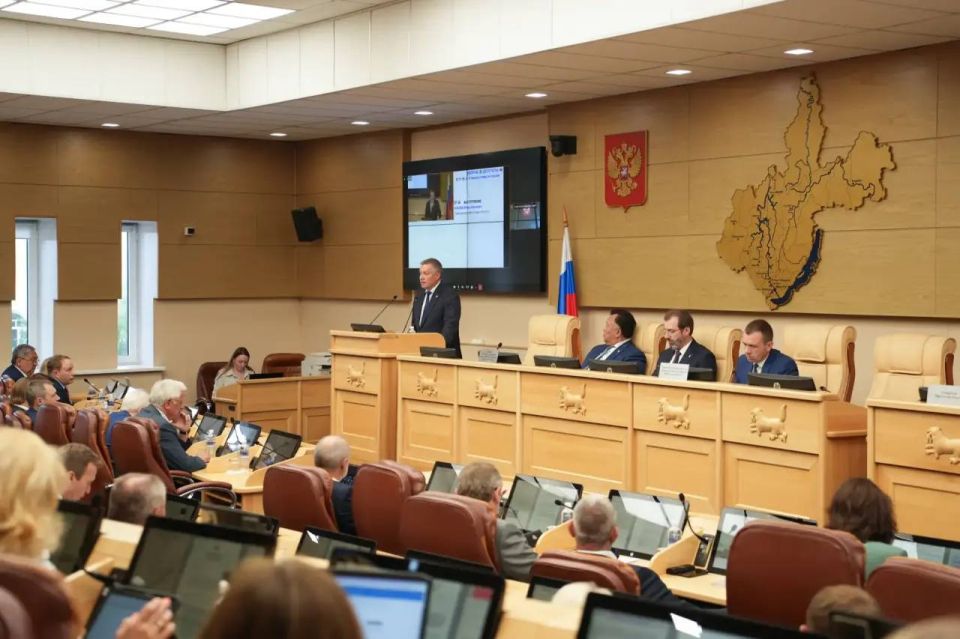 Игорь Кобзев: Корректировку бюджета Иркутской области рассмотрели на сессии Законодательного собрания региона Игорь Кобзев: Корректировку бюджета Иркутской области рассмотрели на сессии Законодательного собрания региона