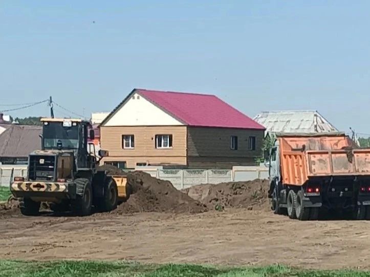 В Мегете готовят площадку под строительство физкультурно-оздоровительного комплекса В Мегете готовят площадку под строительство физкультурно-оздоровительного комплекса