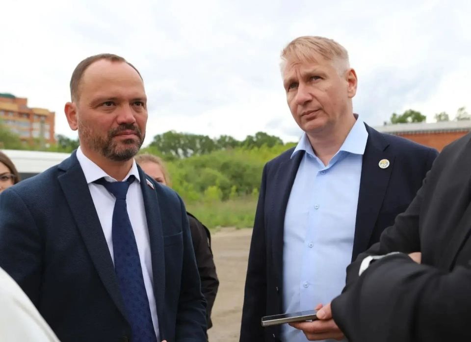 Мэр Руслан Болотов посетил корт «Олимпия» в Академгородке: объект сохранят и реконструируют Мэр Руслан Болотов посетил корт «Олимпия» в Академгородке: объект сохранят и реконструируют