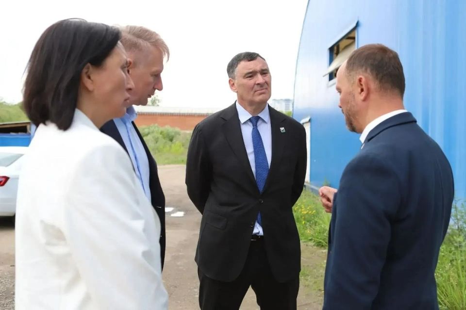 Мэр Руслан Болотов посетил корт «Олимпия» в Академгородке: объект сохранят и реконструируют Мэр Руслан Болотов посетил корт «Олимпия» в Академгородке: объект сохранят и реконструируют