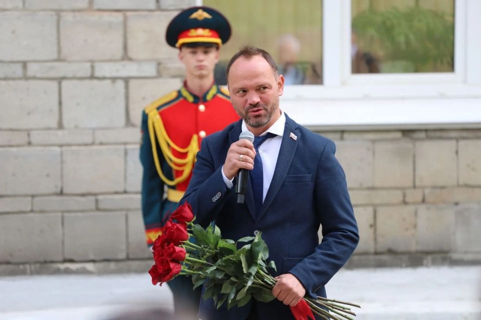 В Иркутске увековечили память академика Михаила Кузьмина В Иркутске увековечили память академика Михаила Кузьмина