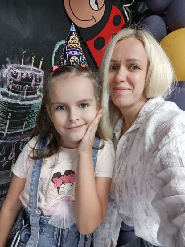 Борющуюся с раком 9-летнюю Софью Родвилову из Усть-Кута будут лечить в Китае Борющуюся с раком 9-летнюю Софью Родвилову из Усть-Кута будут лечить в Китае