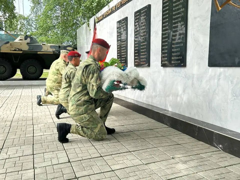 Сергей Петров: Наш округ гордится воинскими подразделениями, которые дислоцированы на территории Сергей Петров: Наш округ гордится воинскими подразделениями, которые дислоцированы на территории