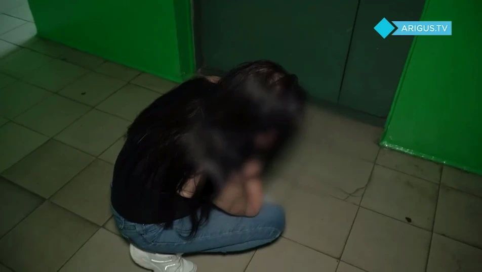 В Улан-Удэ полиция изъяла из семьи восемь детей В Улан-Удэ полиция изъяла из семьи восемь детей