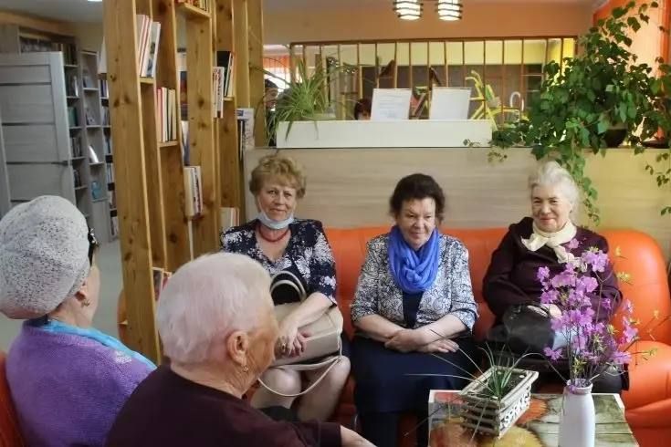 Игорь Кобзев: В Приангарье на этой неделе сразу в двух городах открылись новые центры активного долголетия для людей серебряного возраста Игорь Кобзев: В Приангарье на этой неделе сразу в двух городах открылись новые центры активного долголетия для людей серебряного возраста