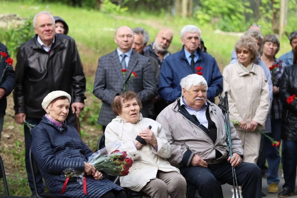 В Иркутске увековечили память академика Михаила Кузьмина В Иркутске увековечили память академика Михаила Кузьмина