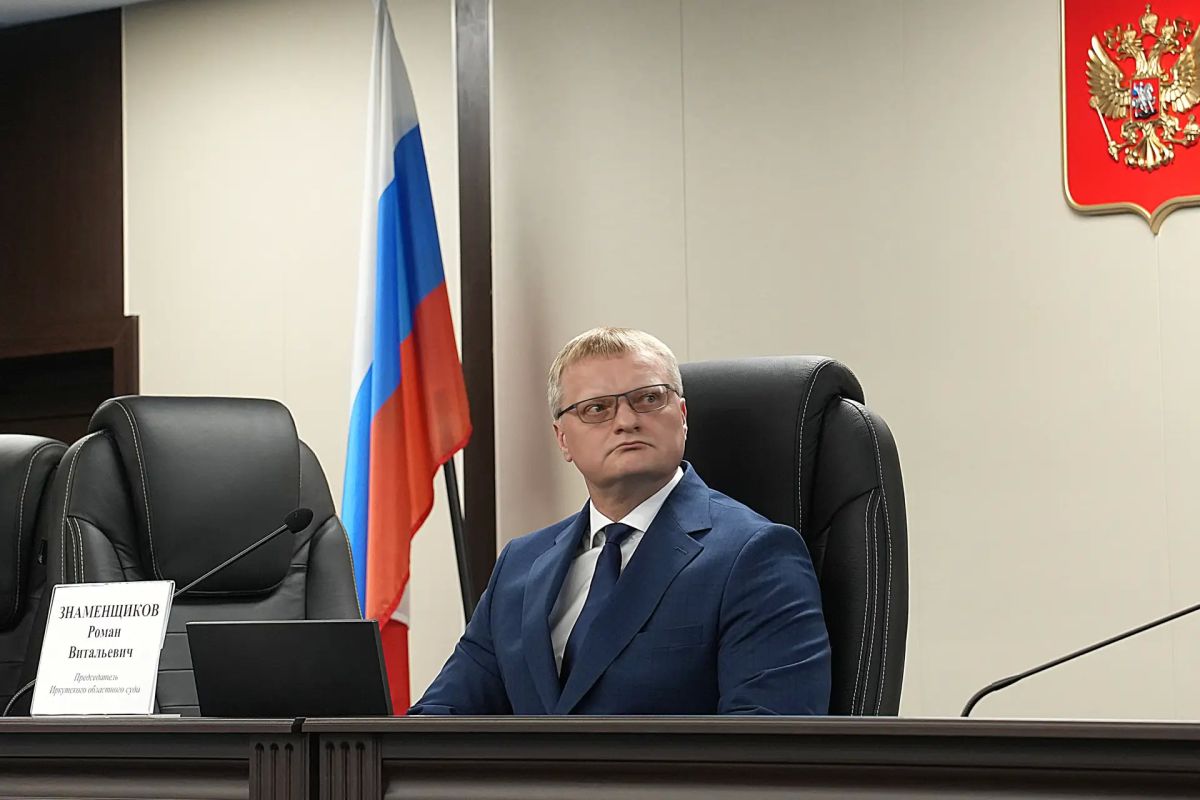 Губернатор Иркутской области от имени Правительства и всех жителей региона поздравил с назначением нового председателя Иркутского областного суда Губернатор Иркутской области от имени Правительства и всех жителей региона поздравил с назначением нового председателя Иркутского областного суда