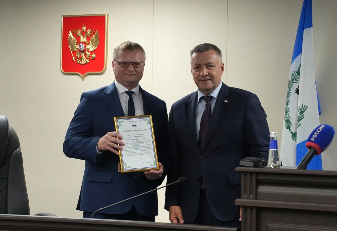 Губернатор Иркутской области от имени Правительства и всех жителей региона поздравил с назначением нового председателя Иркутского областного суда Губернатор Иркутской области от имени Правительства и всех жителей региона поздравил с назначением нового председателя Иркутского областного суда