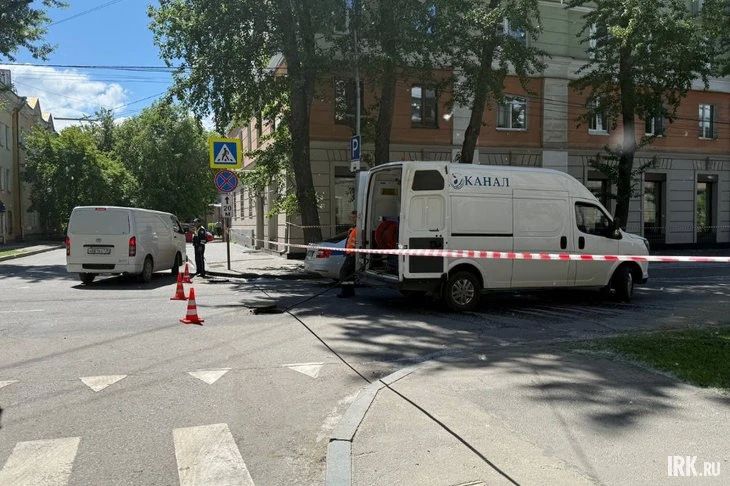 В Иркутске из-за аварии на водопроводе закрыли участок улицы 5-й Армии В Иркутске из-за аварии на водопроводе закрыли участок улицы 5-й Армии