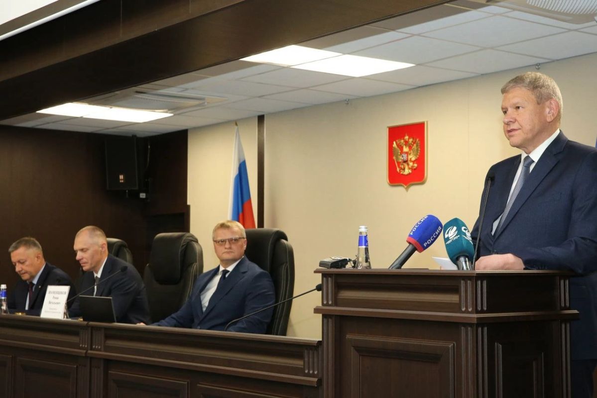В Иркутске представлен новый председатель областного суда В Иркутске представлен новый председатель областного суда