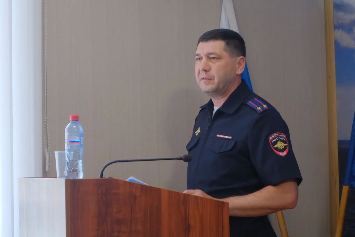 В Иркутске члены общественного совета и полицейские обсудили вопросы безопасности детей на дорогах и проблемы борьбы с наркоманией В Иркутске члены общественного совета и полицейские обсудили вопросы безопасности детей на дорогах и проблемы борьбы с наркоманией