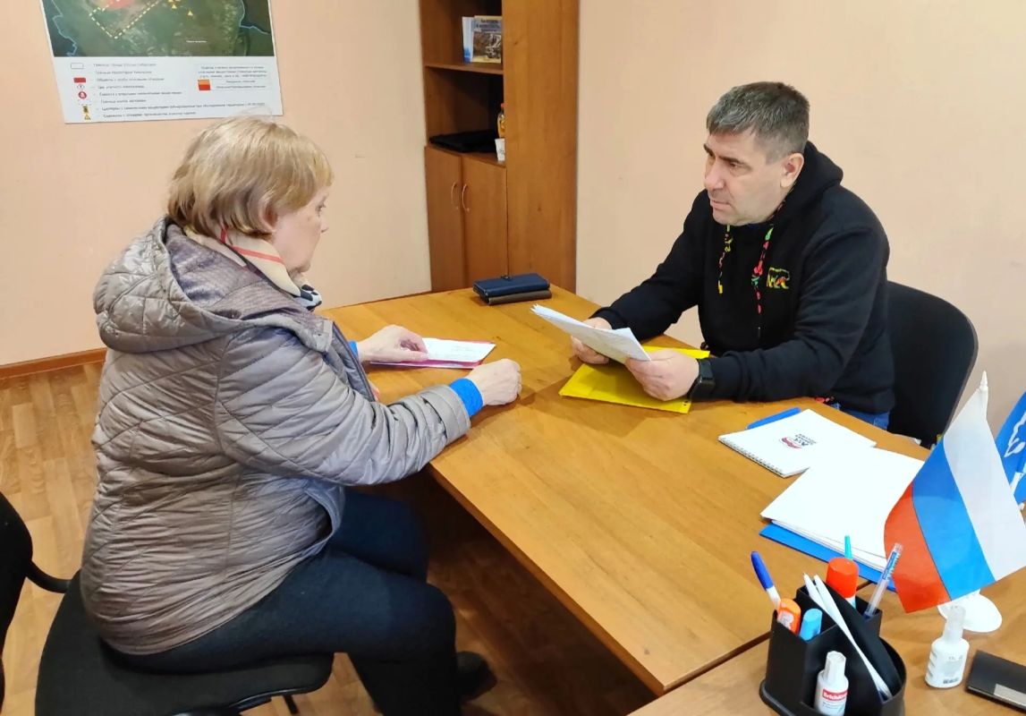 Приёмы граждан по личным вопросам провели депутаты ЗС в Ангарске, УсольеСибирском и УстьИлимске Приёмы граждан по личным вопросам провели депутаты ЗС в Ангарске, УсольеСибирском и УстьИлимске