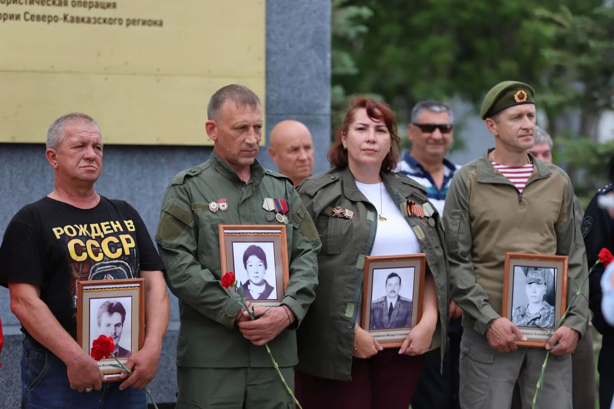 Руслан Болотов: День ветеранов боевых действий отмечают в нашей стране сегодня Руслан Болотов: День ветеранов боевых действий отмечают в нашей стране сегодня