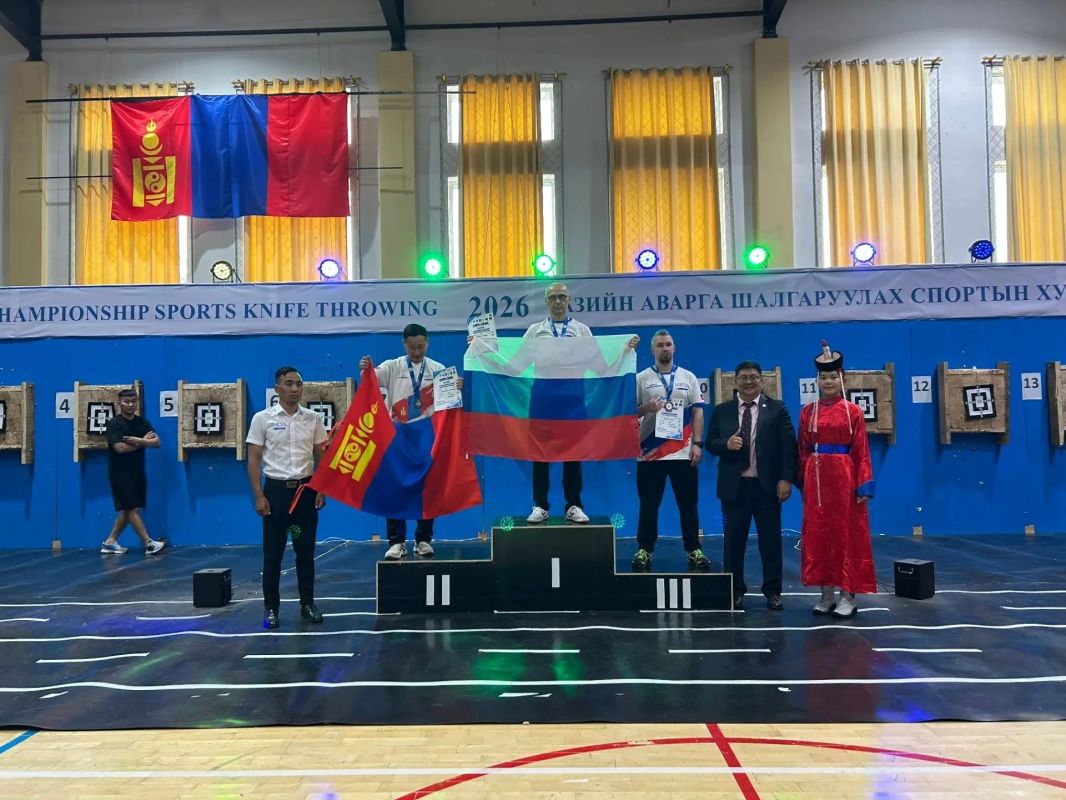 Спортсмены Прибайкалья выиграли шесть медалей на чемпионате и первенстве Азии по спортивному метанию ножа, которые с 25 по 30 июня проходили в Дархане в Монголии Спортсмены Прибайкалья выиграли шесть медалей на чемпионате и первенстве Азии по спортивному метанию ножа, которые с 25 по 30 июня проходили в Дархане в Монголии