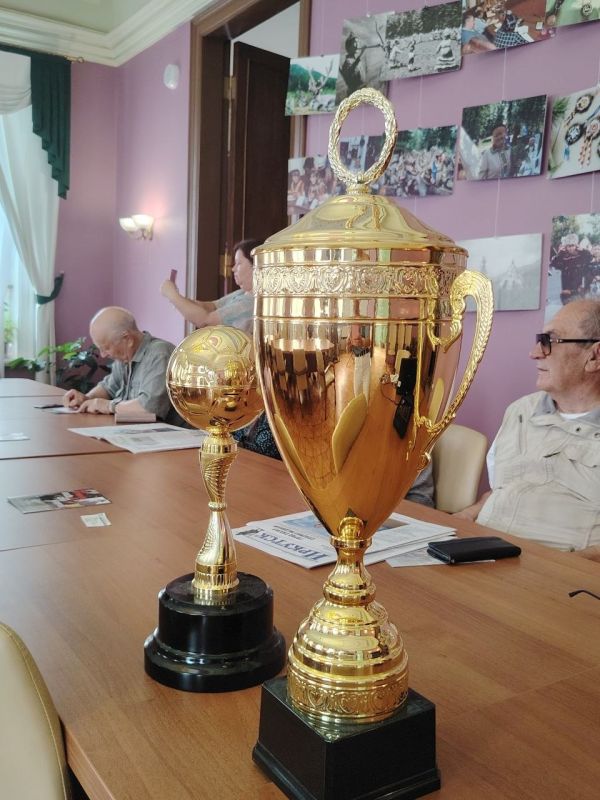 Презентация буклета памяти фронтовика, спортивного радиокомментатора Льва Петровича Перминова состоялась в Доме литераторов в Иркутске Презентация буклета памяти фронтовика, спортивного радиокомментатора Льва Петровича Перминова состоялась в Доме литераторов в Иркутске
