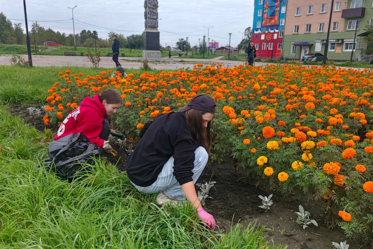 Более 7,7 тыс. подростков Иркутской области нашли первую работу при содействии Кадрового центра «Работа России» Более 7,7 тыс. подростков Иркутской области нашли первую работу при содействии Кадрового центра «Работа России»