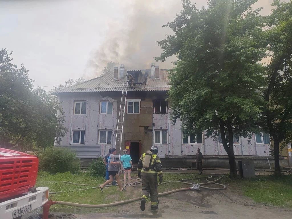 На контроле прокуратуры находится разрешение ситуации, связанной с пожаром в многоквартирном доме в Байкальске На контроле прокуратуры находится разрешение ситуации, связанной с пожаром в многоквартирном доме в Байкальске