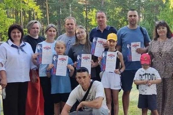 Участник СВО из Приангарья со своими близкими примет участие во Всероссийском конкурсе «Семья года» Участник СВО из Приангарья со своими близкими примет участие во Всероссийском конкурсе «Семья года»