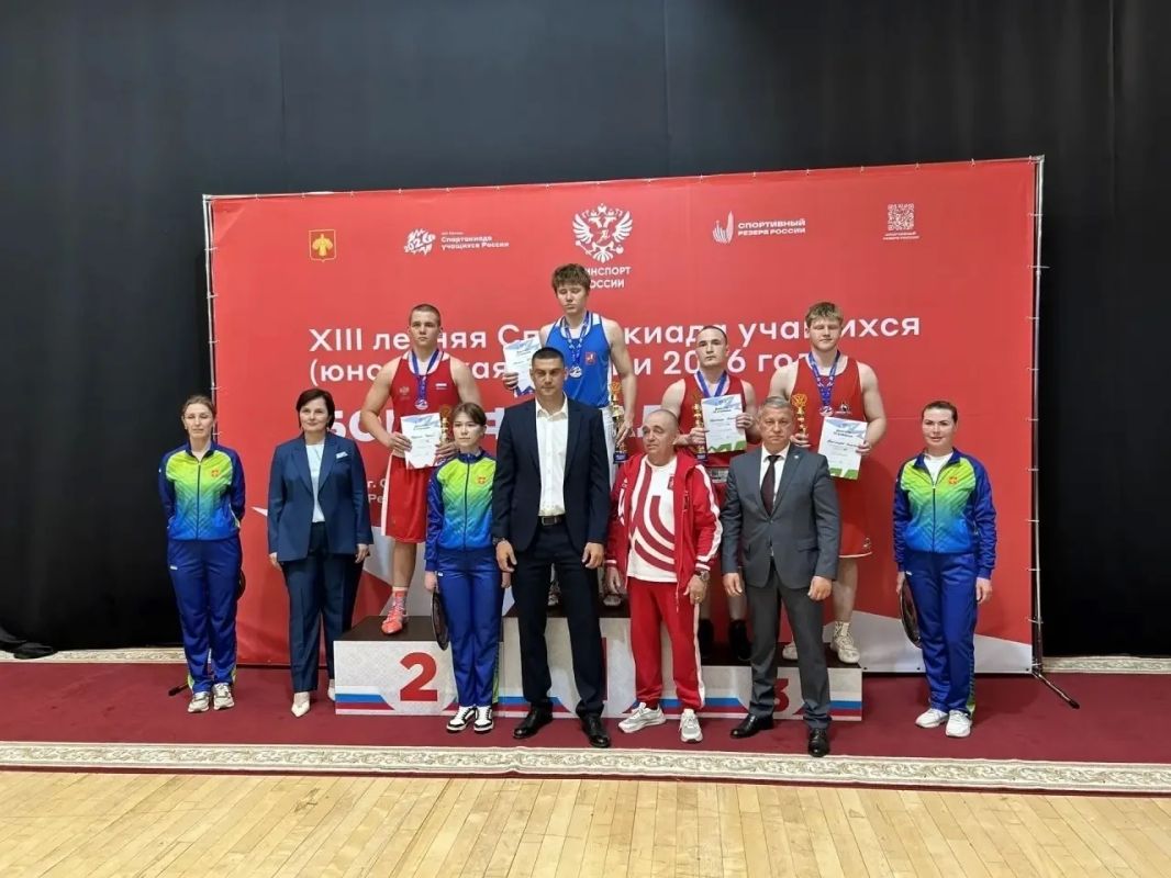 Спортсмены Иркутской области выиграли четыре медали на финальных соревнованиях по боксу XIII летней Спартакиады учащихся России среди юношей и девушек 15-16 лет Спортсмены Иркутской области выиграли четыре медали на финальных соревнованиях по боксу XIII летней Спартакиады учащихся России среди юношей и девушек 15-16 лет