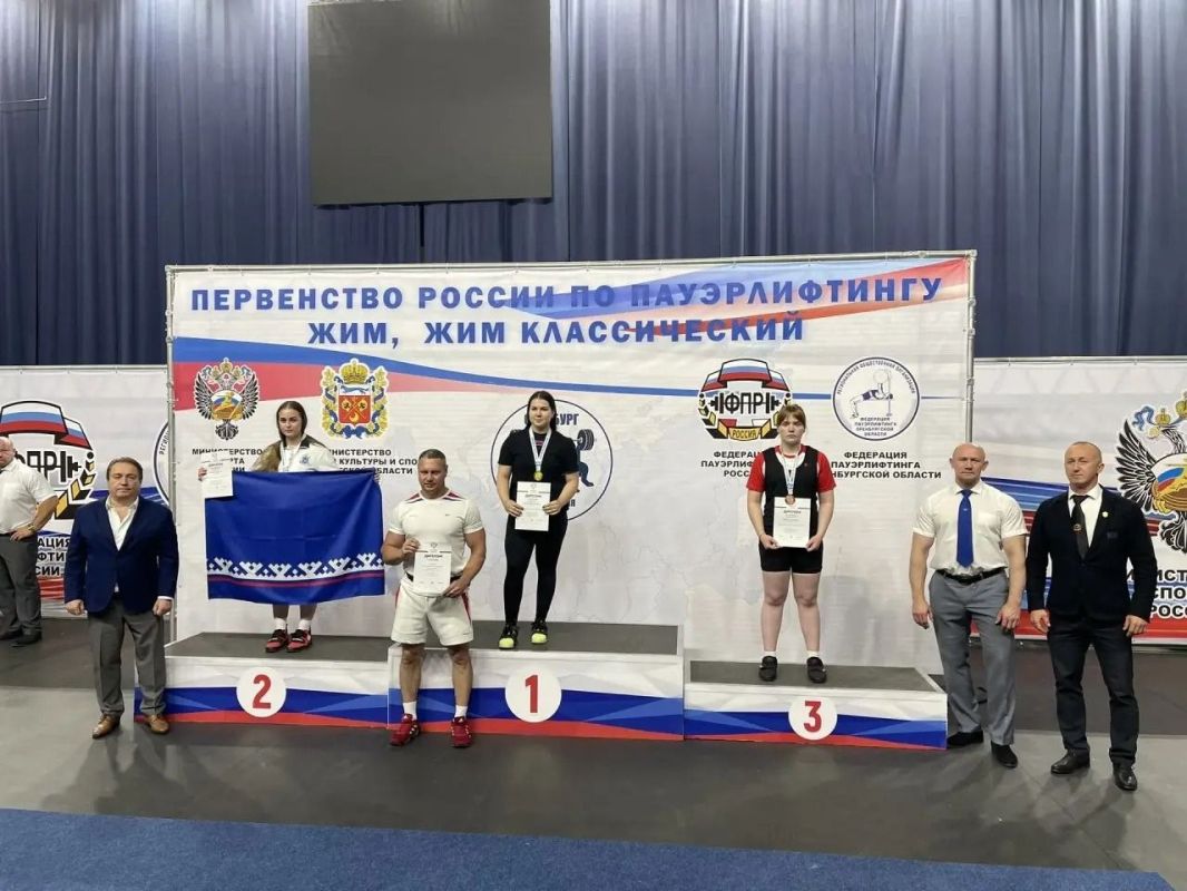Спортсмены Иркутской области привезли 13 медалей с первенства России по пауэрлифтингу Спортсмены Иркутской области привезли 13 медалей с первенства России по пауэрлифтингу