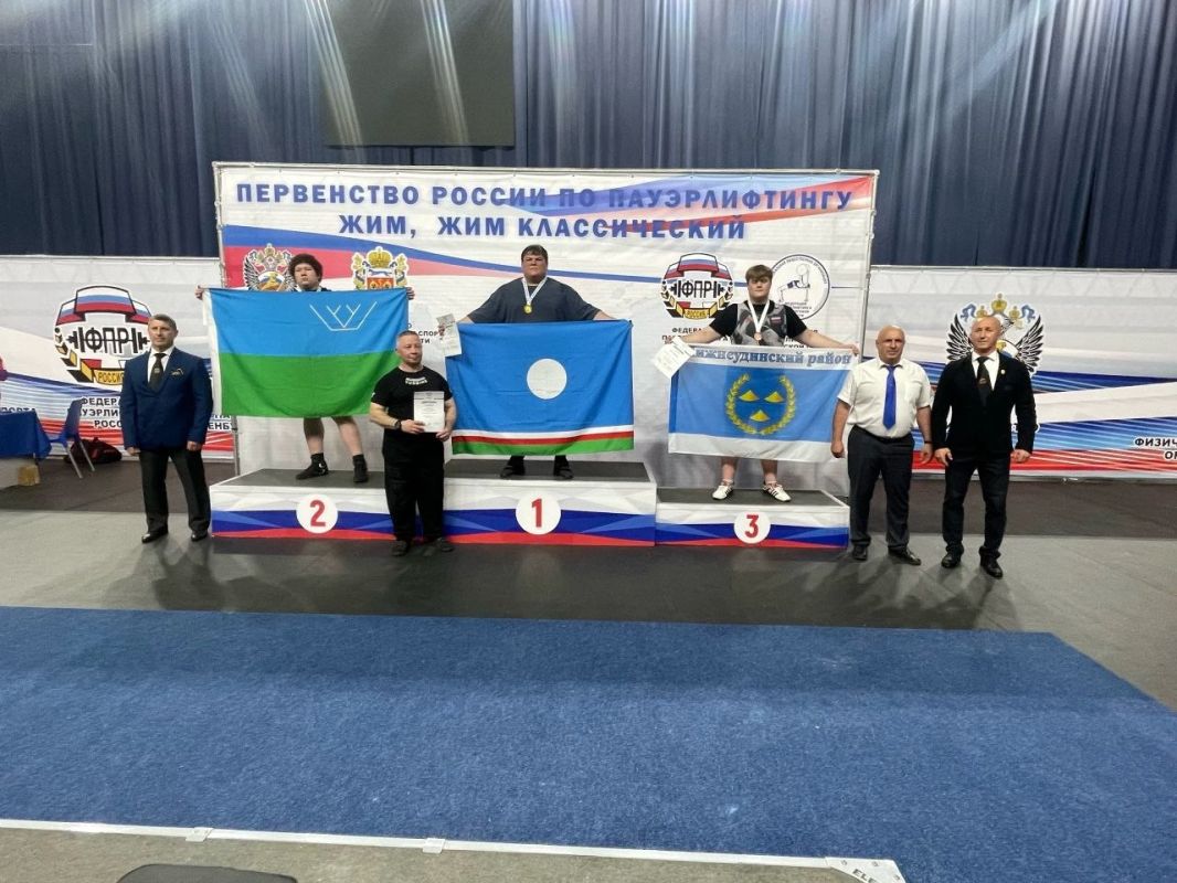 Спортсмены Иркутской области привезли 13 медалей с первенства России по пауэрлифтингу Спортсмены Иркутской области привезли 13 медалей с первенства России по пауэрлифтингу