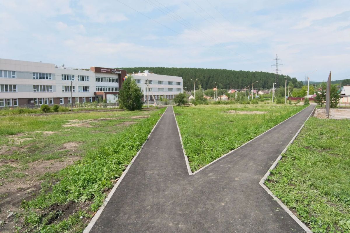 В парке «Полесье» проводят третий этап благоустройства В парке «Полесье» проводят третий этап благоустройства