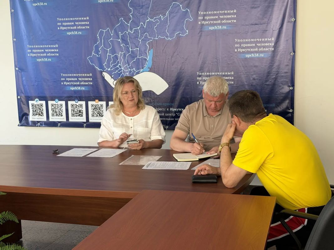 В рамках Всероссийской недели правовой помощи по вопросам защиты прав и законных интересов семьи по приглашению Нотариальной палаты Иркутской области Уполномоченный по правам человека в Иркутской области приняла участие в... В рамках Всероссийской недели правовой помощи по вопросам защиты прав и законных интересов семьи по приглашению Нотариальной палаты Иркутской области Уполномоченный по правам человека в Иркутской области приняла участие в...