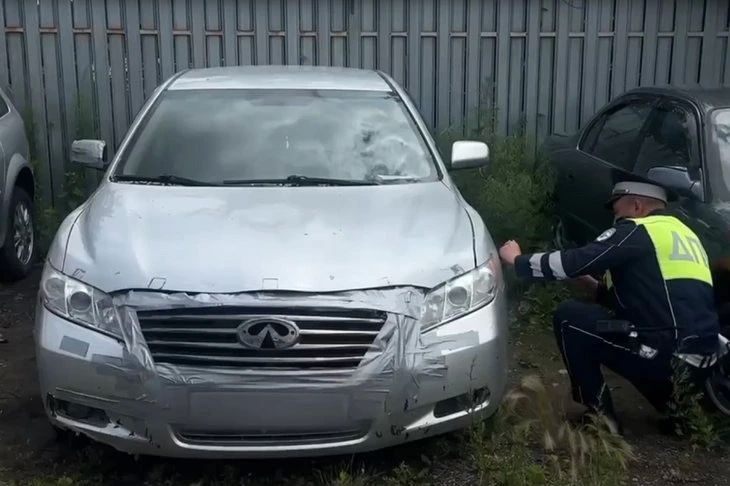 Полиция нашла машину виновника ДТП с двумя детьми в Ленинском округе Иркутска Toyota Camry обнаружили в одном из автосервисов в Свердловском округе и поместили на спецстоянку. Также удалось выяснить цепочку владельцев и... Полиция нашла машину виновника ДТП с двумя детьми в Ленинском округе Иркутска Toyota Camry обнаружили в одном из автосервисов в Свердловском округе и поместили на спецстоянку. Также удалось выяснить цепочку владельцев и...