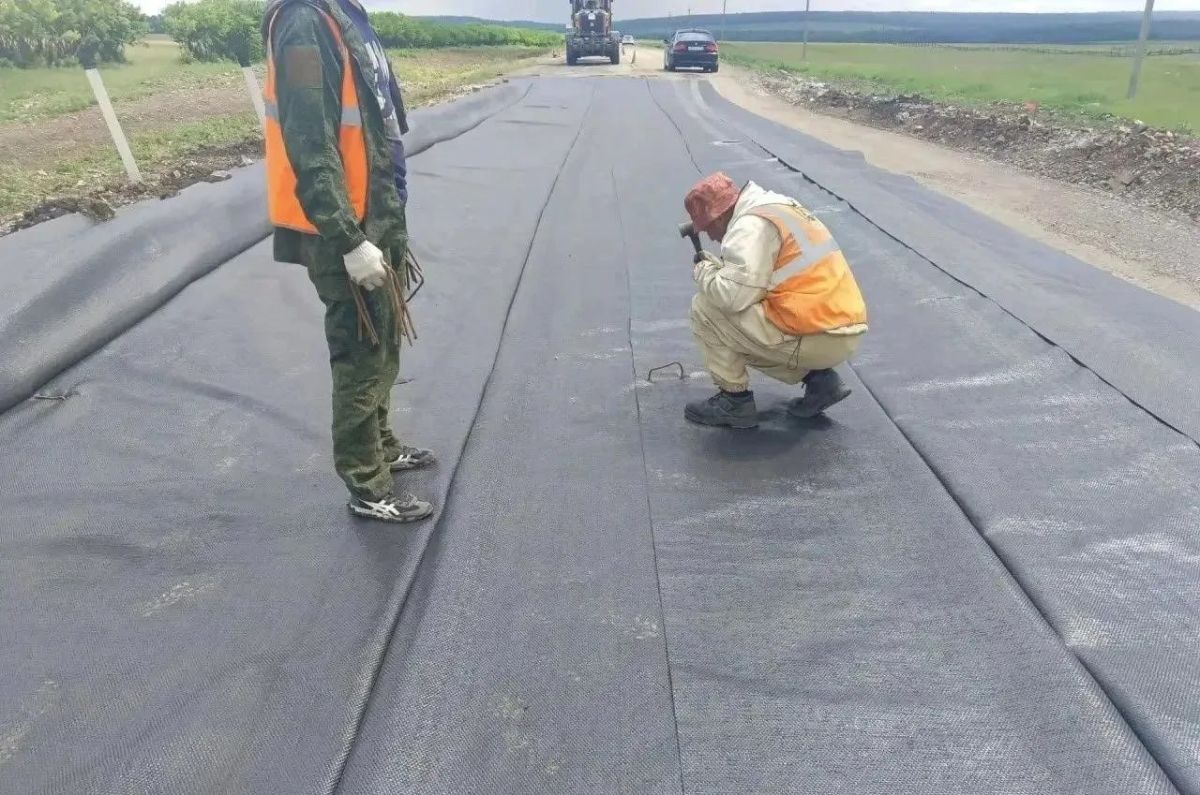 В Приангарье продолжается ремонт двух участков автодороги Баяндай – Еланцы – Хужир, ведущей к Байкалу В Приангарье продолжается ремонт двух участков автодороги Баяндай – Еланцы – Хужир, ведущей к Байкалу
