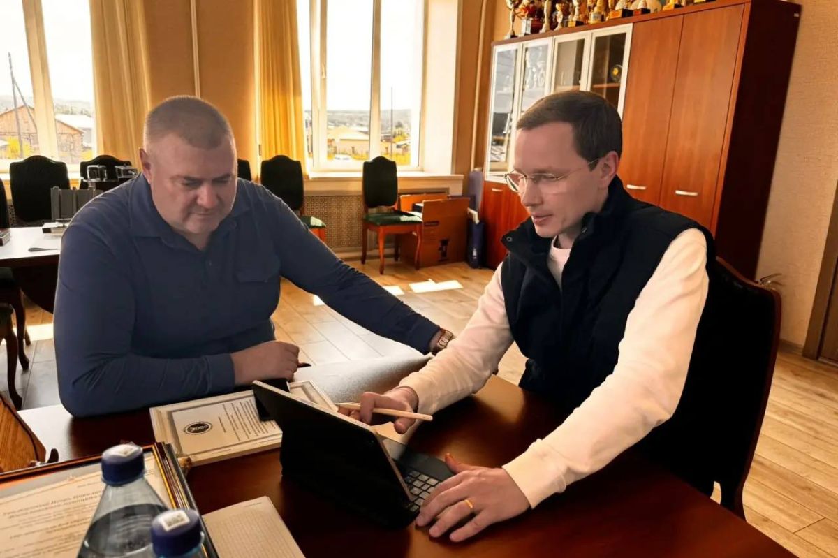Министр транспорта Иркутской области проконтролировал состояние дороги в Киренск Министр транспорта Иркутской области проконтролировал состояние дороги в Киренск