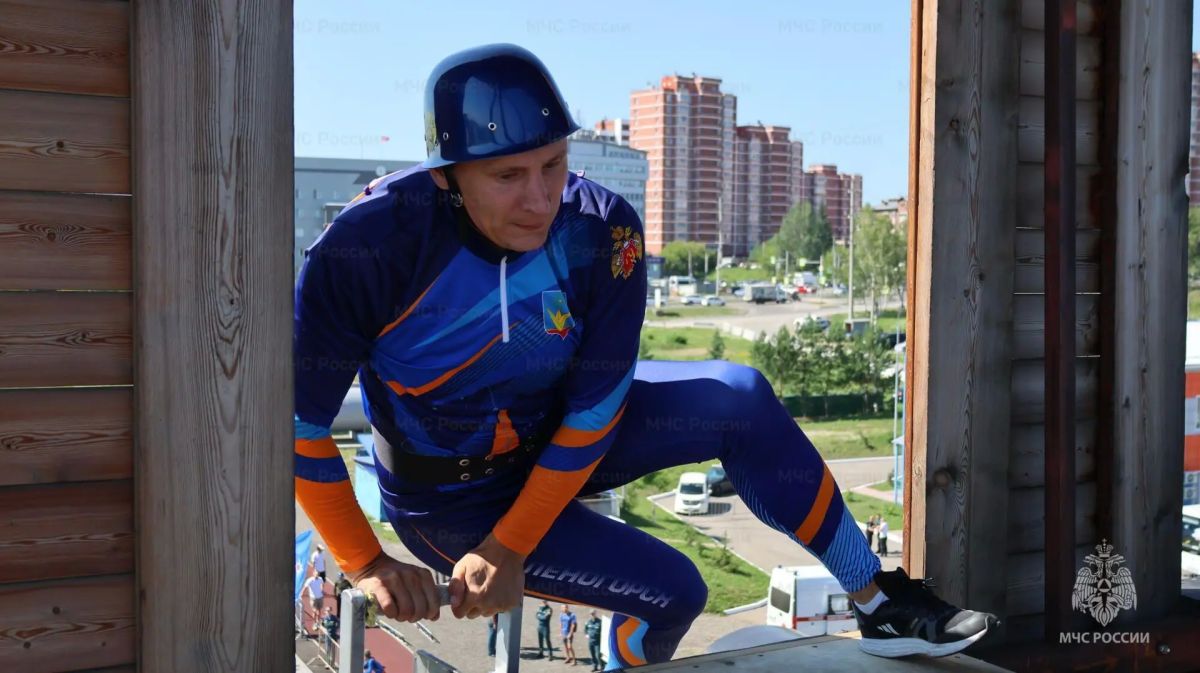 В Иркутске известны результаты второго дня Межрегиональных соревнований по пожарно-спасательному спорту среди спецуправлений ФПС МЧС России В Иркутске известны результаты второго дня Межрегиональных соревнований по пожарно-спасательному спорту среди спецуправлений ФПС МЧС России